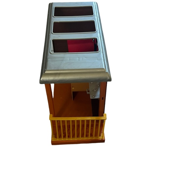 Spirit Untamed Lucky Train Home Playset no/Doll - Picture 4 of 5